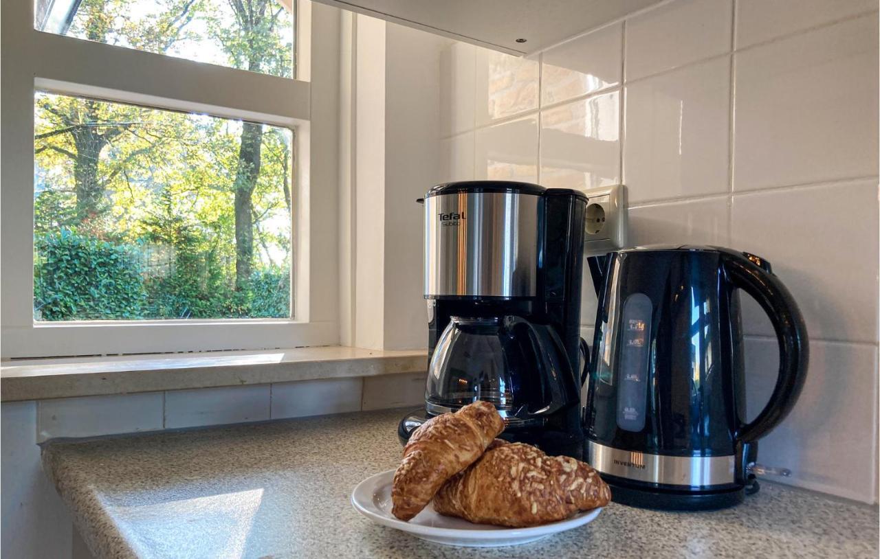 Nice Home In Putten With Kitchen Exteriér fotografie