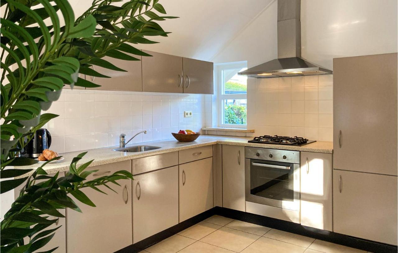 Nice Home In Putten With Kitchen Exteriér fotografie